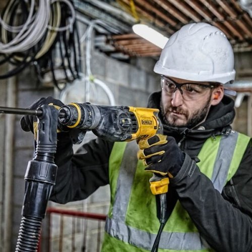 Młotowiertarka    DeWalt  D25134k-qs