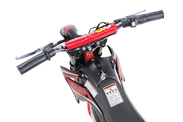 Actionbikes_Crossbike_Gepard_500_Watt_Rot_5052303031383536302D3032_lenker_OL_1620x1080.jpg