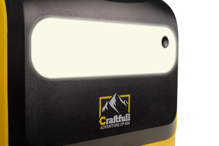 04-powerstation-600-watt-craftfull-hinten-led.jpg