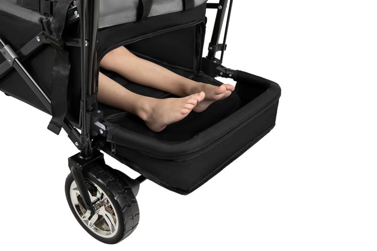08-bollerwagen-schwarz-grau-miweba-mb-20-fussraumerweiterung.jpg