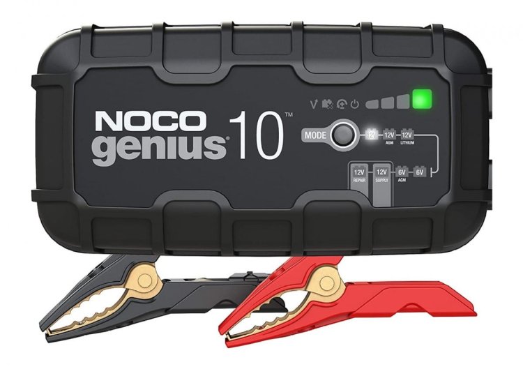 GENIUS10EU 10A Battery Charger