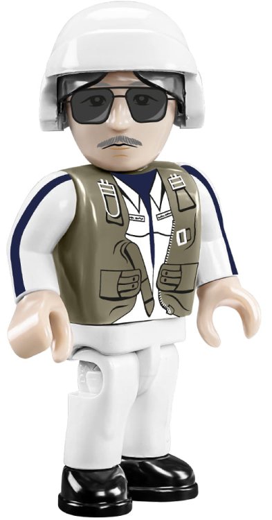 5835-figurine-1-RGB-72ppi.jpg
