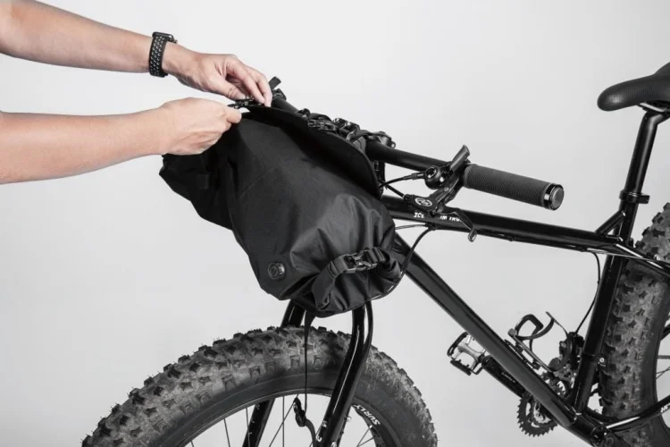Torba rowerowa TOPEAK LOADER FRONTLOADER (na kierownicę 8 litrów)