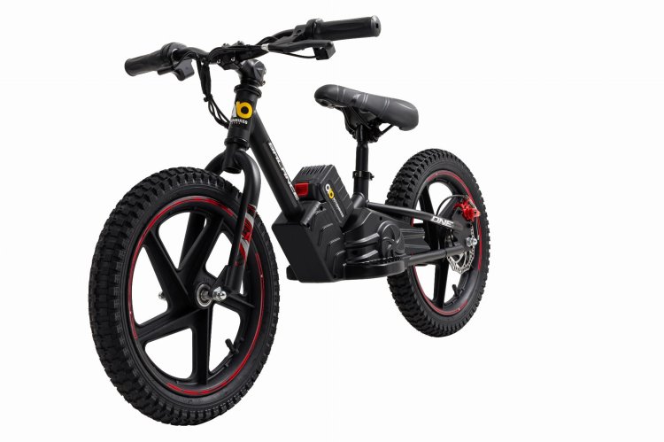 01-kindermotorraeder-rot-actionbikes-motors-balance-bike-16-zoll-startbild.jpg