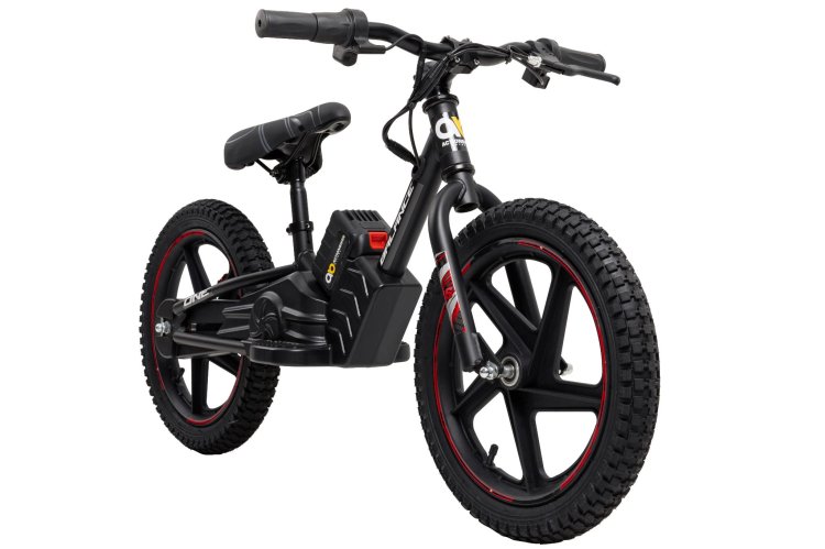 02-kindermotorraeder-rot-actionbikes-motors-balance-bike-16-zoll-vorne-rechts.jpg