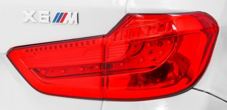 BMW X6M Elektryczne Autko dla dzieci Biały + Pilot + EVA + Wolny Start + Panel audio + LED