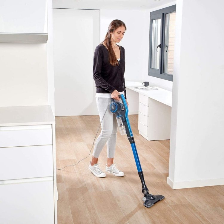 Odkurzacz pionowy bezprzewodowy Black+Decker BXVMS600E (600W)
