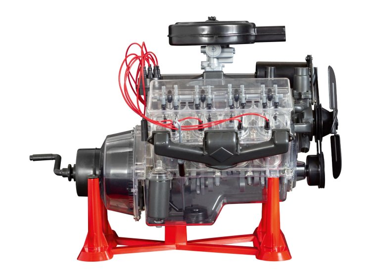 00460_Visible_V_8_Engine_02.jpg