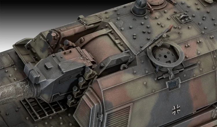 03279_Panzerhaubitze_2000_04.jpg