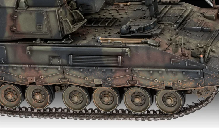 03279_Panzerhaubitze_2000_09.jpg