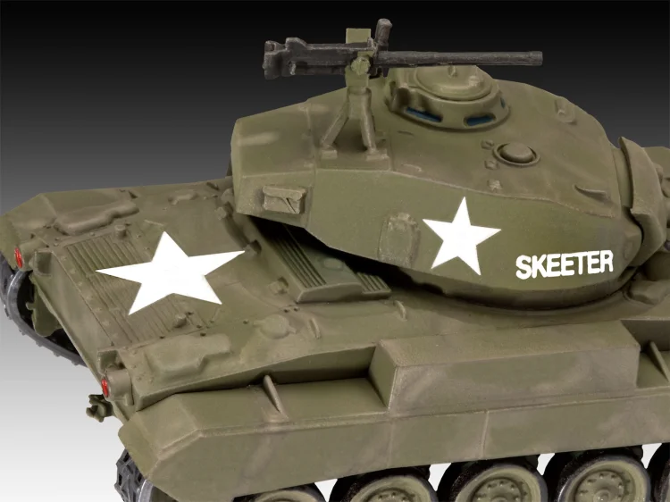 03323_M24_Chaffee_04.jpg