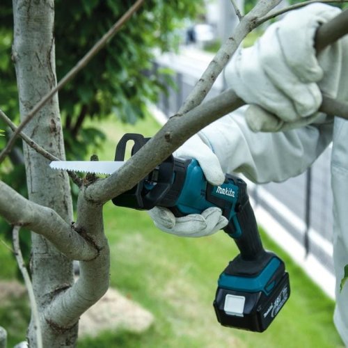 Piła szablasta  MAKITA  DJR183Z