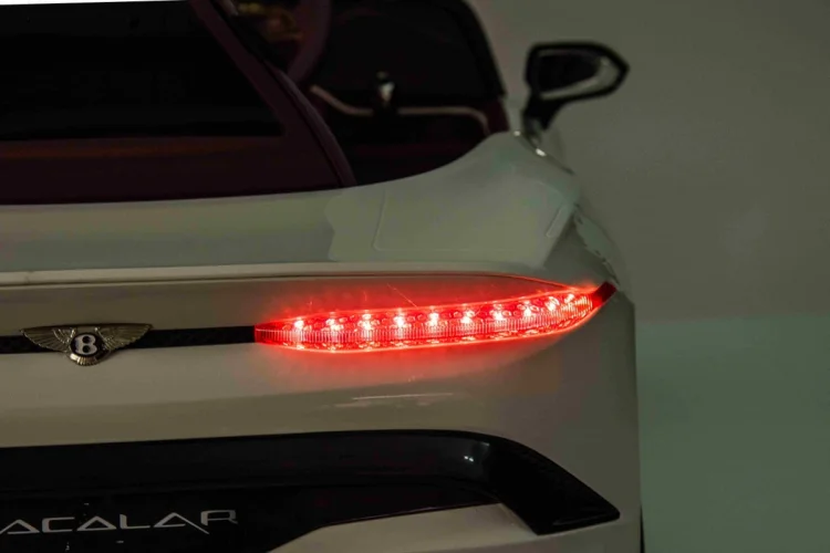 Pojazd Bentley Bacalar Biały