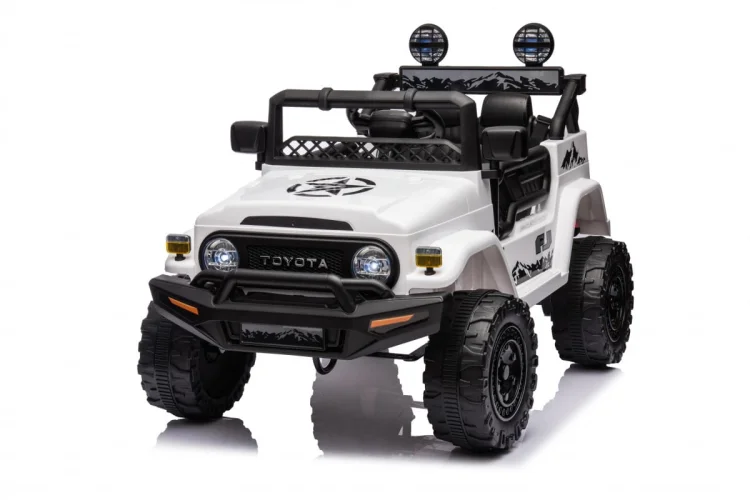 Pojazd Toyota FJ Cruiser Biały