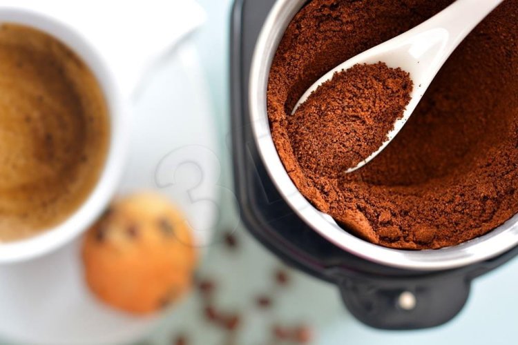 Młynek  do kawy Blaupunkt  FCG701 (200W; udarowy; chrom)