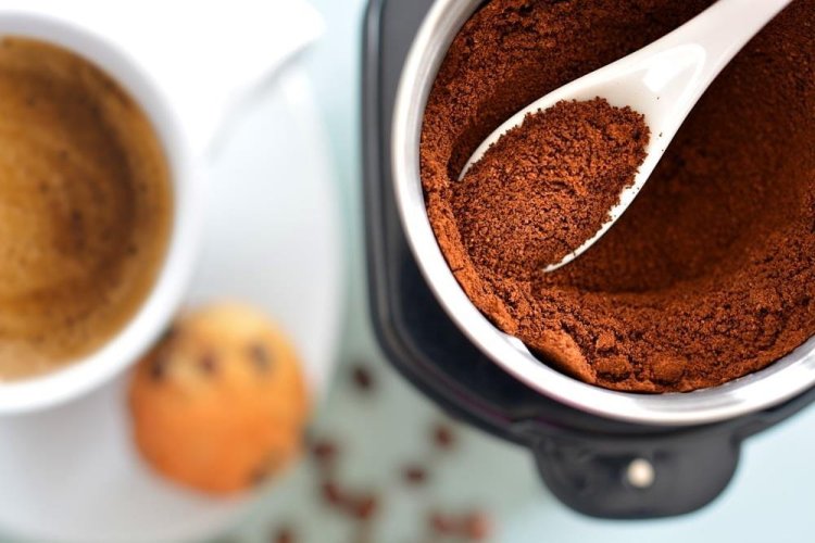 Młynek  do kawy Blaupunkt  FCG701 (200W; udarowy; chrom)