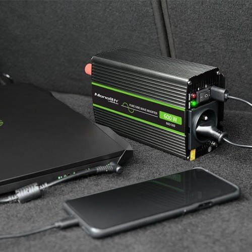 QOLTEC PRZETWORNICA NAPIĘCIA MONOLITH | 300W | 600W | 24V NA 230V | CZYSTY SINUS