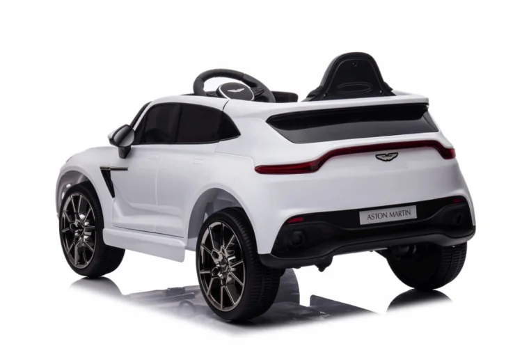 Pojazd Aston Martin DBX Biały