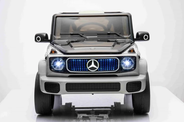 Pojazd Mercedes Benz EQG Srebrny