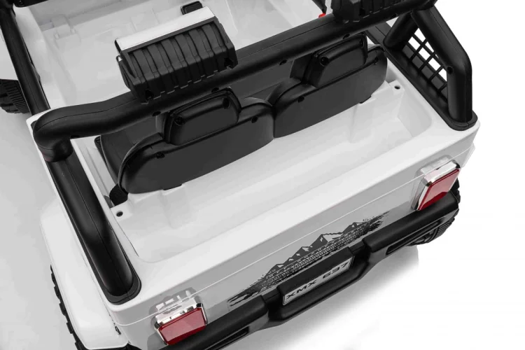 Pojazd OFF ROAD 4x4 SPORT Biały