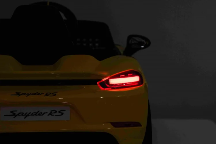 Pojazd Porsche 718 Żółty MP4