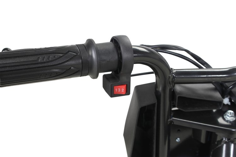Actionbikes_Driftscooter-120-Watt_Schwarz_39393232343434_geschwindigkeitsregler_OL_1620x1080.jpg