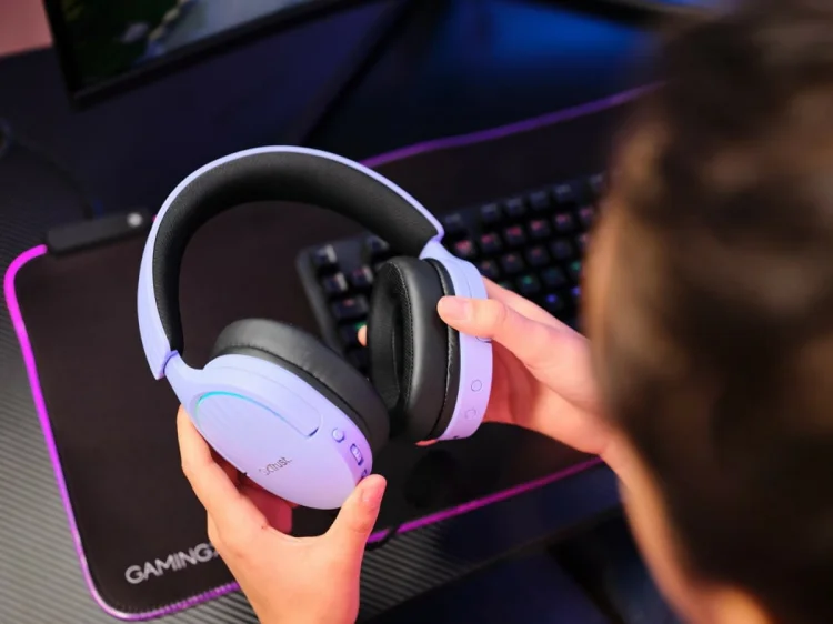 Słuchawki gamingowe Trust GXT 491P FAYZO WIRELESS Purple