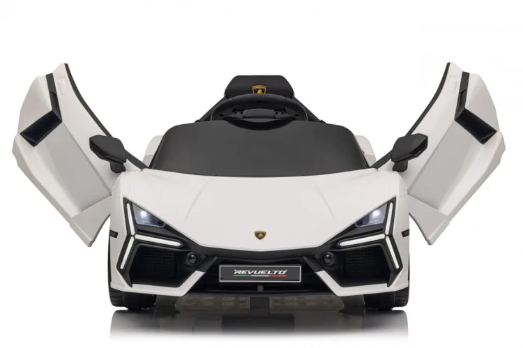 Pojazd Lamborghini Revuelto Białe