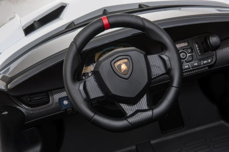 Pojazd Lamborghini Veneno Biały