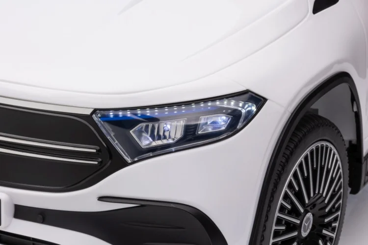 Pojazd Mercedes Benz EQA 250 Biały