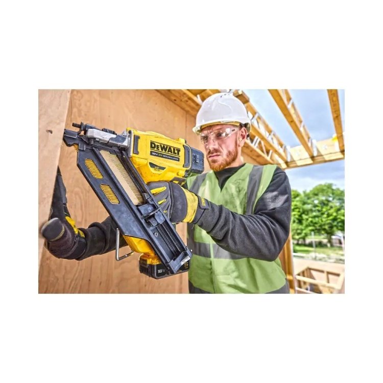 Gwoździarka 18V DCN930N-XJ DEWALT