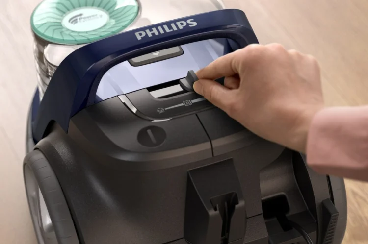 Odkurzacz bezworkowy Philips PowerPro Active FC9556/09 (750W; kolor czarny)