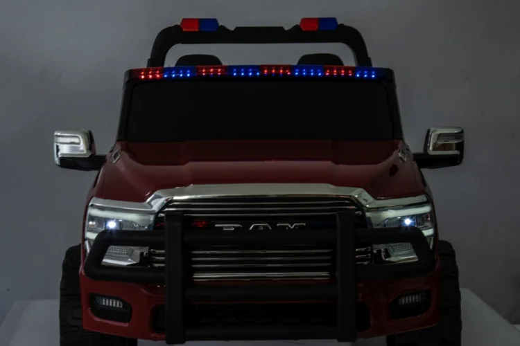 Pojazd RAM 3500 Straż Pożarna Czerwony