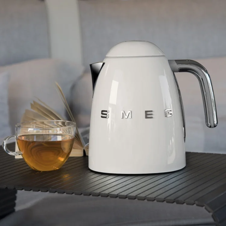 Czajnik elektryczny SMEG KLF04CREU kremowy