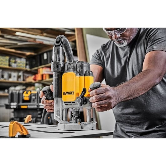 DEWALT FREZARKA GÓRNOWRZECIONOWA 2300W DWE625