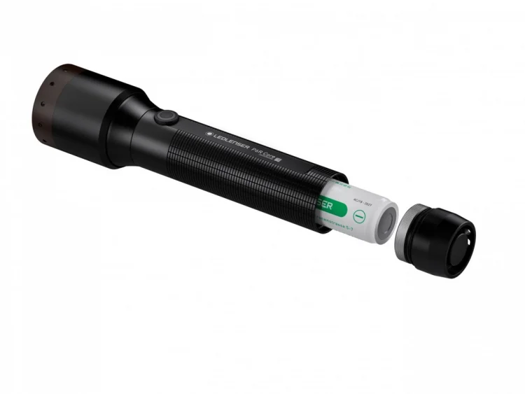 Latarka Ledlenser P6R Core