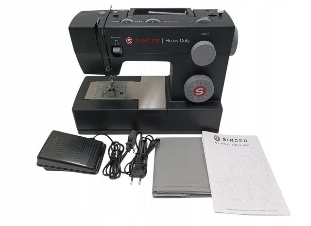 Maszyna do szycia Singer 4432 Black