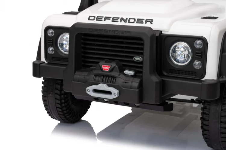 Pojazd Land Rover Defender 110 SVX Concept Biały