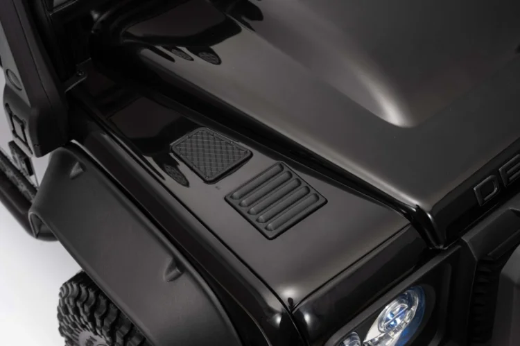 Pojazd Land Rover Defender 110 SVX Concept Czarny