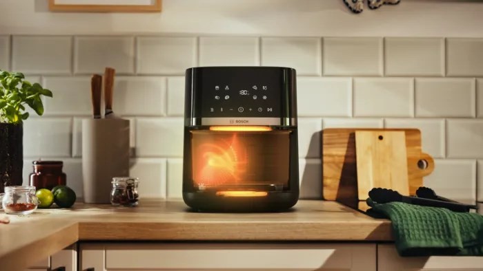 Frytownica beztłuszczowa Bosch MAFS2462B (2000W; 6,1l)
