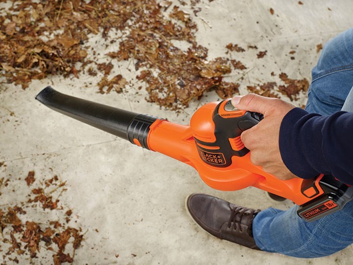 Dmuchawa ogrodowa Li-Ion 18V/2,0Ah BLACK+DECKER