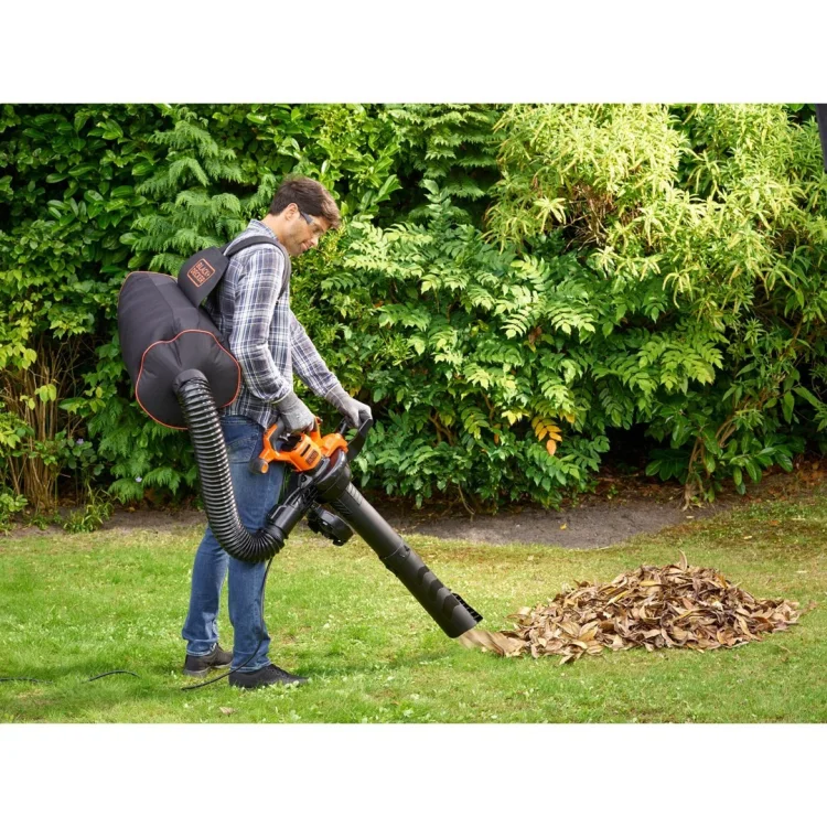 Odkurzacz do liści 3000W BEBLV300-QS Black+Decker