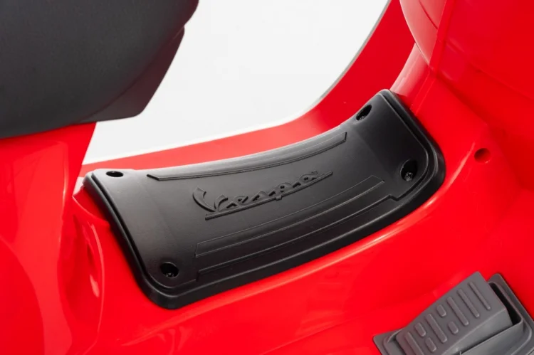 Pojazd Skuter Vespa ROMA Czerwony