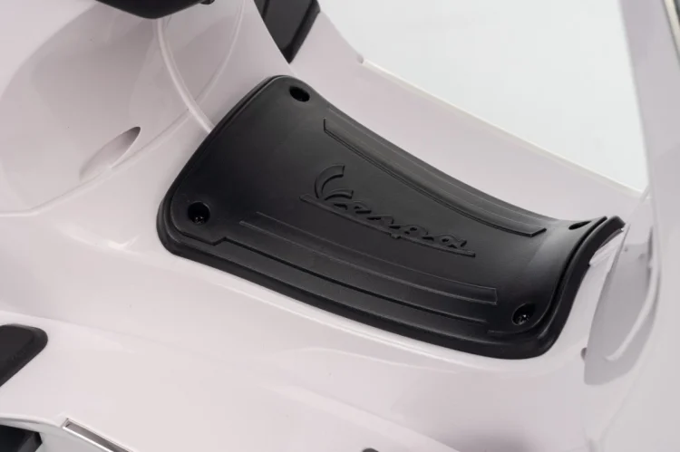 Pojazd Skuter Vespa ROMA Biały