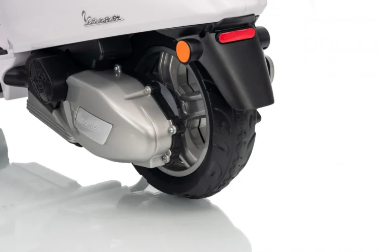 Pojazd Skuter Vespa ROMA Biały