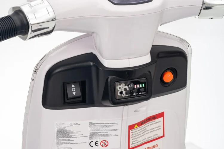 Pojazd Skuter Vespa ROMA Biały