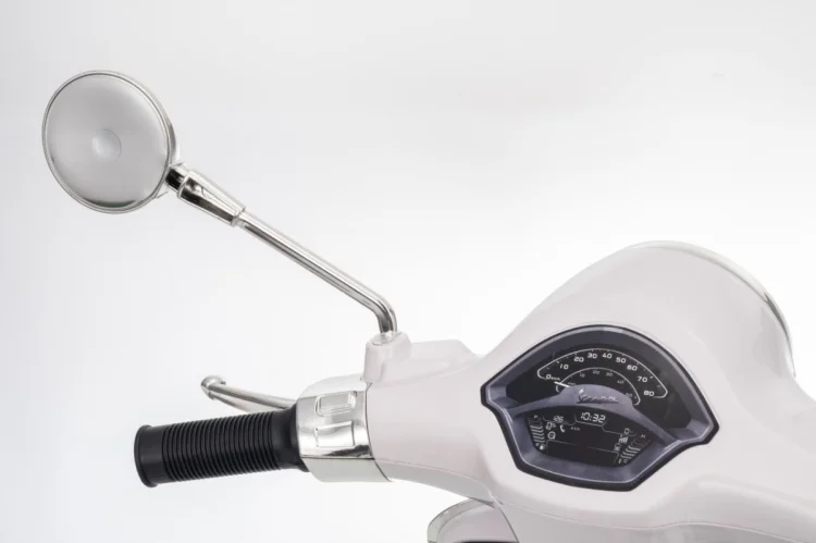 Pojazd Skuter Vespa ROMA Biały