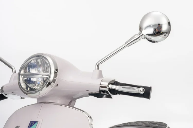 Pojazd Skuter Vespa ROMA Biały