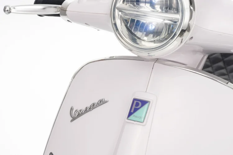 Pojazd Skuter Vespa ROMA Biały