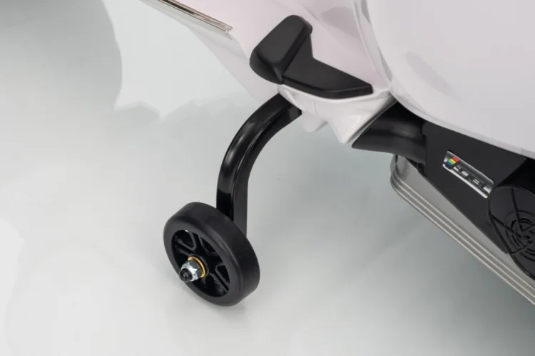 Pojazd Skuter Vespa ROMA Biały